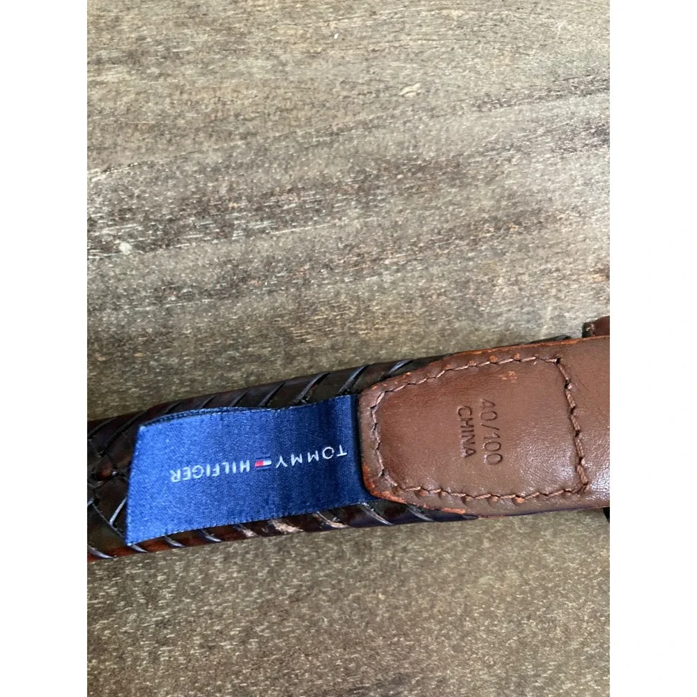 Tommy Hilfiger Mens Brown Braided Leather Belt Size 40 Woven Silver Buckle Logo